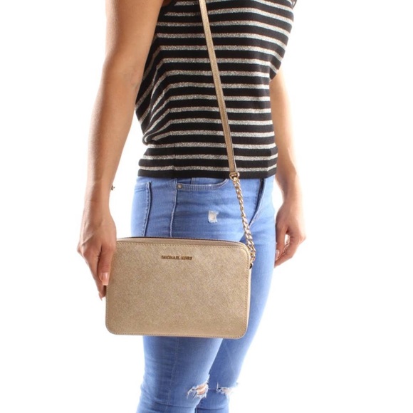 Micheal Kors purse sale price till Monday - Picture 8 of 8